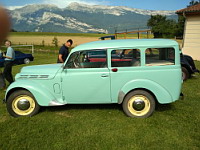 Renault Juvaquatre Dauphinoise (1957-60)(Champagnier, 2018-06)(1)